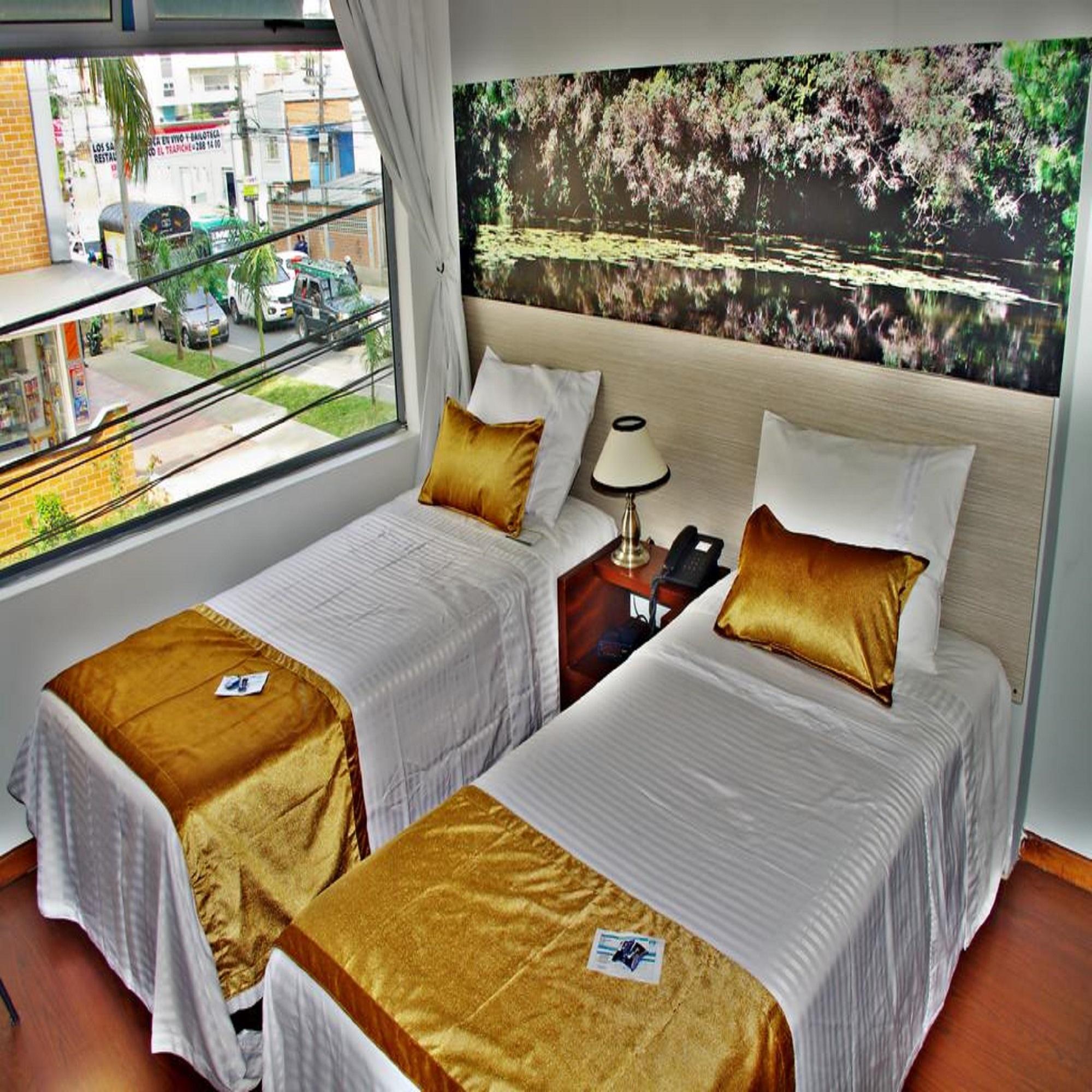 Hotel Portón 3*