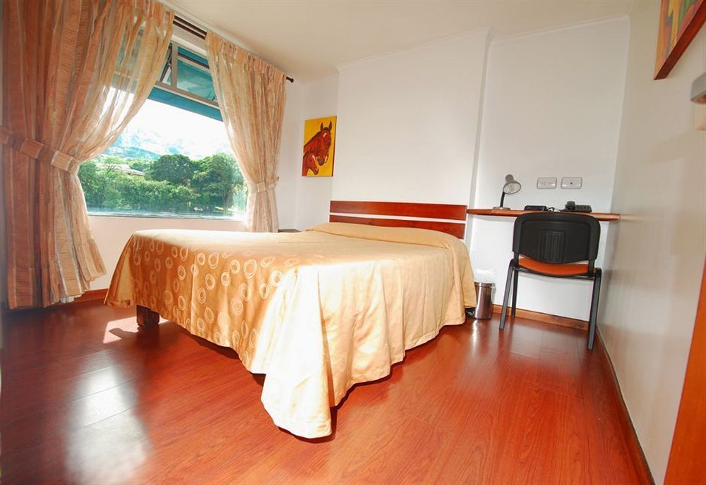 Hotel Porton Sabaneta